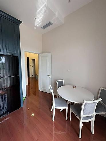 divanlarin temiri: İcarəyə verilir 4 otaqlı yeni tikili 154 m², Ağ şəhər q. Kateqoriya — 10