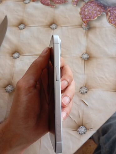 i̇pad 5 mini: IPhone 15, Ağ, Face ID