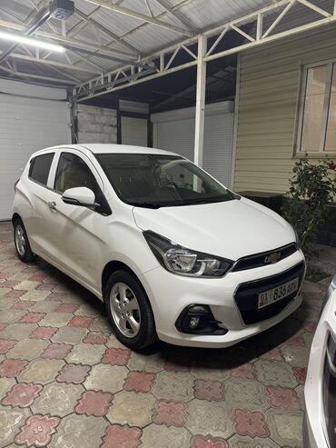 Chevrolet: Chevrolet Spark: 2018 г., 1 л, Автомат, Бензин, Хэтчбэк