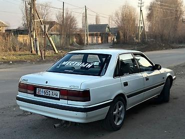 m8 pro: Mazda 626: 1989 г., 2 л, Механика, Бензин, Седан — 4