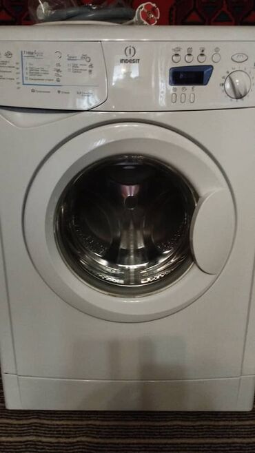 прием стиральных машин: Стиральная машина Indesit, Б/у, Автомат, До 5 кг