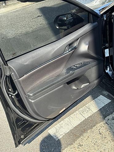 Toyota: Toyota Camry: 2019 г., 2.5 л, Гибрид — 12