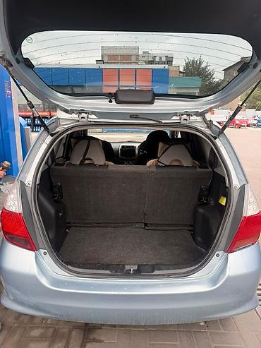 type r: Honda Fit: 2005 г., 1.3 л, Автомат, Бензин, Хэтчбэк — 5