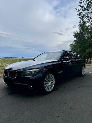 шьем чехлы: BMW 7 series: 2012 г., 4.4 л, Типтроник, Бензин, Седан