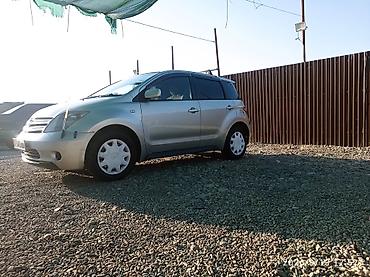 ats cup: Toyota Ist: 2002 г., 1.3 л, Автомат, Газ, Хэтчбэк — 1