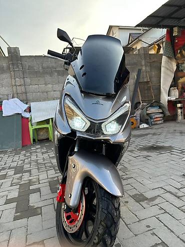 Скутеры: Тип скутера 150 куб. см, Бензин, Б/у — 6