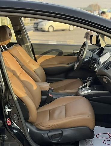 авто машина под выкуп: Honda Civic: 2010 г., 1.3 л, Автомат, Бензин, Седан — 6