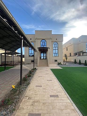 Продажа коттеджей и домов: Продаётся дом с участком 6 соток в районе АУЦА Локация: чуть выше — 1