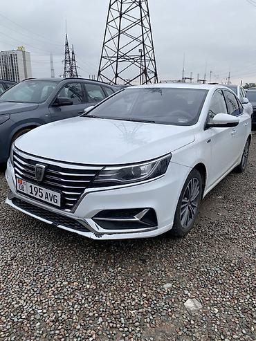 Roewe: Roewe i6: 2019 г., 1.6 л, Автомат, Бензин, Седан — 2