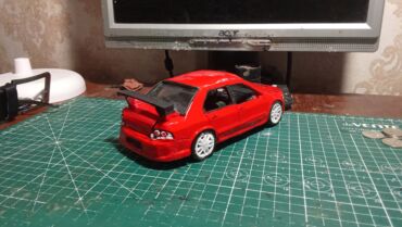 Модели автомобилей: Ручная модель из пластилина крепкая сделанная полностью в ручную — 3