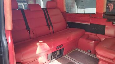 Volkswagen: Volkswagen Transporter (T5) miniven – qara rəng, 5 qapı, geniş salon — 7