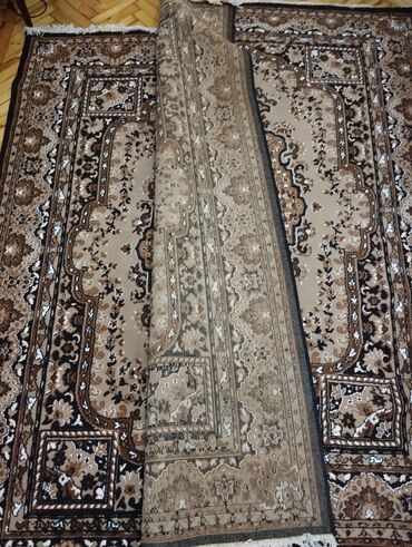 Ev üçün digər mallar: 2 edər Xalça eyni təzə cəmi 1 həfdə yerdə olub 2 si bir yerdə 90 AZN — 3