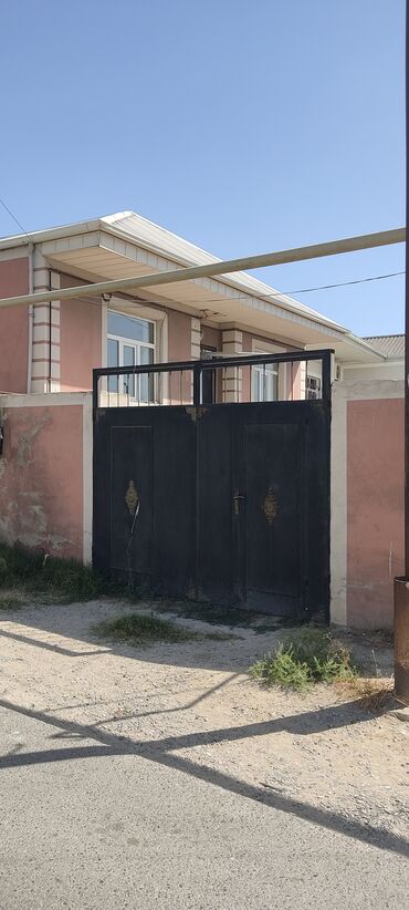 Квартиры: 80 м², 3 комнаты, Газ, Электричество, Водопровод