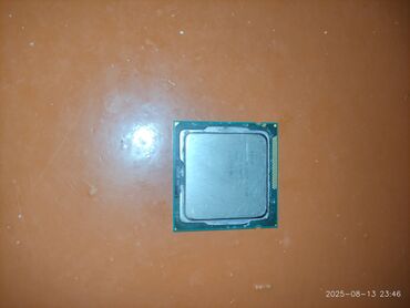 Мониторы: Процессор Intel Core i3 İ3 2100, 2-3 ГГц, Б/у