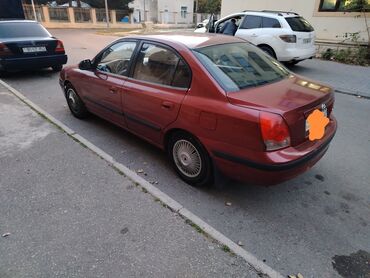 Hyundai: Hyundai Elantra: 1.6 l | 2005 il Sedan — 3