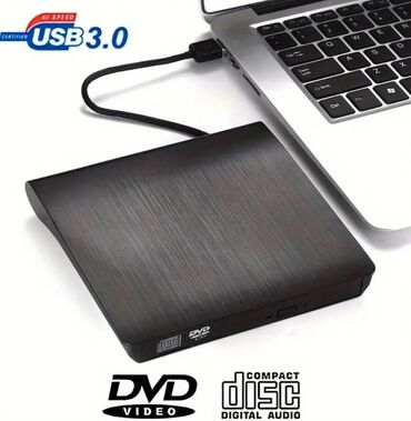 Digər kompüter aksesuarları: CD və DVD oxuyucu. Kompüterlərə birləşdirilə bilən disk oxuyucu