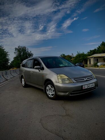 машина ист: Honda Stream: 2001 г., 1.7 л, Автомат, Бензин, Минивэн