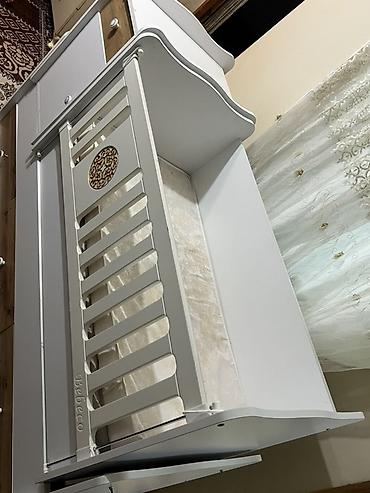 divan mebel: Bebeco transformasiya olunan beşik/uşaq çarpayısı - Rəng: ağ, ağac — 2
