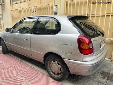 Οχήματα: Toyota Corolla: 1.3 l. | 2001 έ. Χάτσμπακ