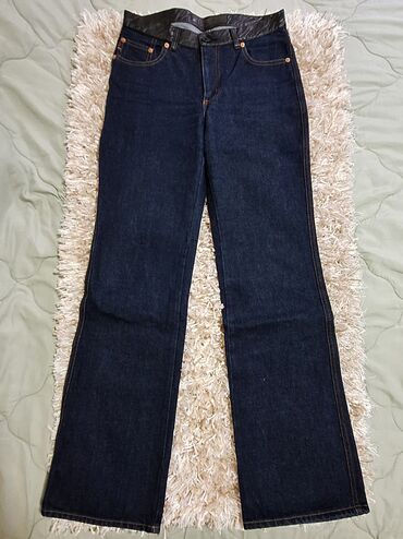 Farmerke: 29, Teksas, Normalan struk, Ravne nogavice — 2