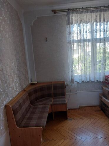 Uzunmüddətli kirayə mənzillər: Nərimanov metrosunun yaxınlığında 5 mertebeli binanın 3-cü — 5