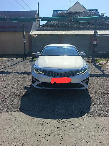 Kia K5: 2019 г., Седан