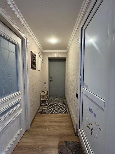Mənzillər: Bakı, Yasamal, 3 otaqlı, Köhnə tikili, m. İnşaatçılar, 75 kv. m — 3