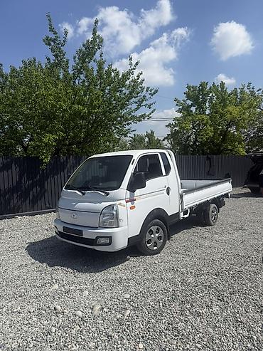 howo v7x: Легкий грузовик, Hyundai, Стандарт, 1,5 т, Б/у — 2