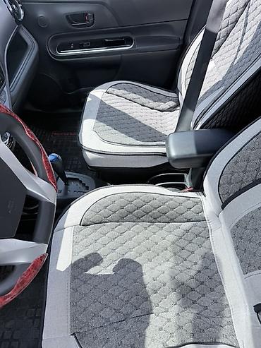 корай 5: Toyota Prius C: 2016 г., 1.5 л, Автомат, Гибрид, Хэтчбэк — 6
