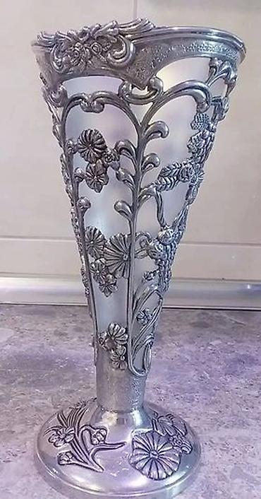 güldanda gül: Güldan melxiordur - gümüş suyuna salınıb. ( Silver plated vase) 30 il — 5