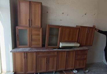 Divan və kreslo dəstləri: Aytən 🌺 Metbex mebeli tecılı satılır 200 manat 3 metrdir ancag