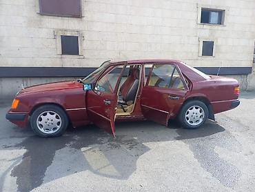 mersedes 212: Mercedes-Benz W124: 1988 г., 2.3 л, Механика, Бензин, Седан — 4