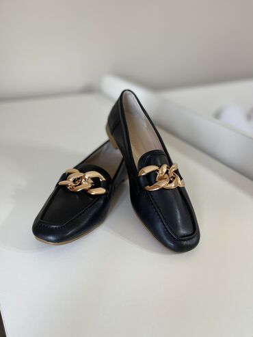 loafer: FLO, Ölçü: 37, rəng - Qara, Yeni