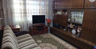 купить квартиру в 10 микрорайоне: 3 бөлмө, 62 кв. м, 105-серия, 1 кабат, Косметикалык ремонт