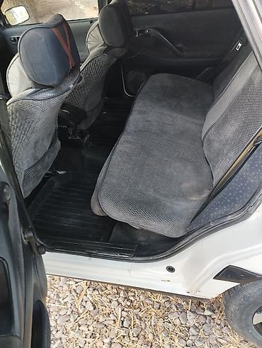 Транспорт: Volkswagen Passat: 1994 г., 1.8 л, Механика, Газ, Седан — 6