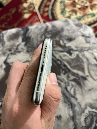 Apple iPhone: IPhone 11 Pro, Б/у, 256 ГБ, Чехол, 78 % — 8