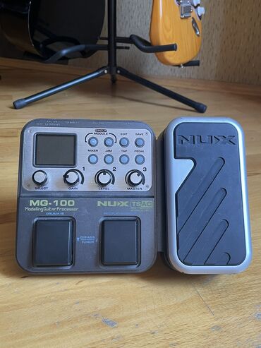 стул для пианино: Nux MG 100 gitara prosessoru çox gözel prosessordur yenisi 250+