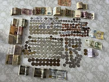 Kolleksiya: müxtəlif ölkələrin köhnə pulları və sikkələri Təsvir: -