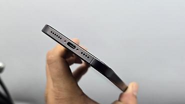 Apple iPhone: IPhone 16 Pro Max, Б/у, 1 ТБ, Черный, 100 % — 5