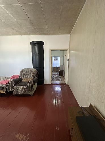 Продажа полдома: 2 комнаты, 28 м², 3 соток, Киркомстром Электричество, Канализация, Холодная вода — 20