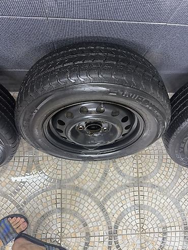 Диски: Б/у Колесо Hyundai 195 / 65 / R 15, 5 Болтов — 4