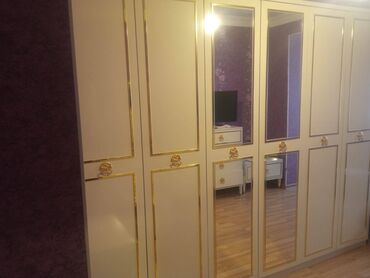 Qonaq otağı dəstləri: Yeni, Dolab, Komod, Masa və oturacaqlar — 5