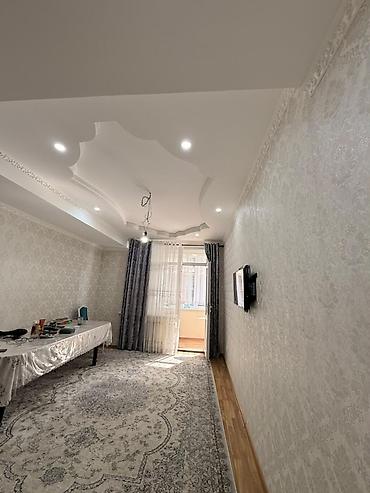 Студия, 61 м², 7 мкр Элитка, 2 этаж, Косметический ремонт