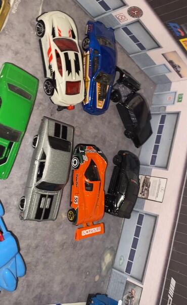 Oyuncaqlar: Hotwheels modelleri kutusuz orginal ucuz