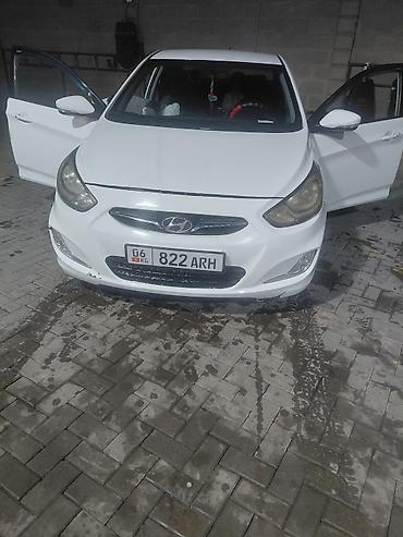 авто гаджеты: Hyundai Accent: 2011 г., 1.6 л, Автомат, Бензин, Седан — 6