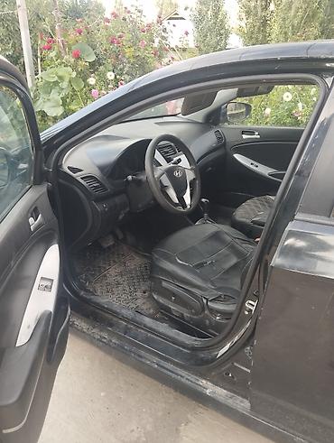 solaris accent: Hyundai Solaris: 2012 г., 1.6 л, Автомат, Бензин — 6