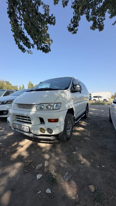 Mitsubishi: Mitsubishi Delica: 2003 г., 3 л, Автомат, Бензин, Минивэн