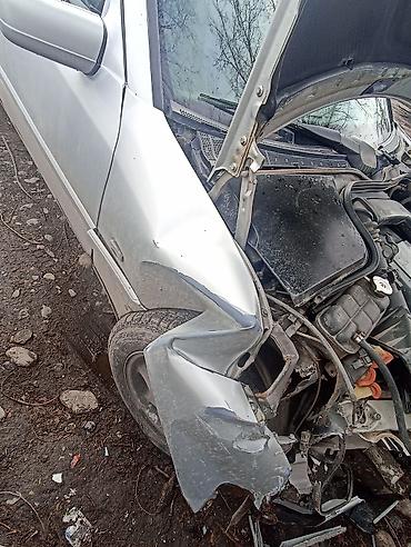 Другие детали кузова: Мерседес бенз с220. Объем 2.2 механика. Год 1995. Технические машина — 13