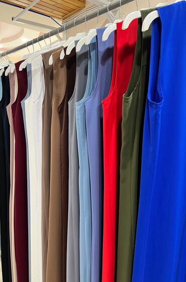 topdan paltar: İçlik. Ölçüləri 38-48 kimi 48-58 kimi hər rəngi mövcuddur. Materialı