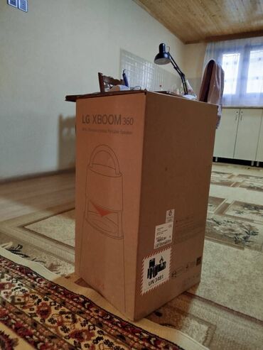 Dinamiklər və kolonkalar: Yeni LG Kolonka, Növ - Bluetooth, rəng - Qara